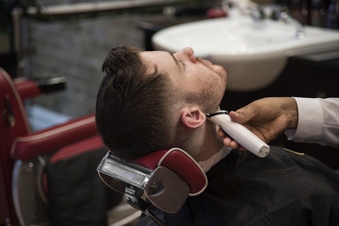 Cabelo e Barba? Máquinas Multiuso Oferecem Serviço Completo