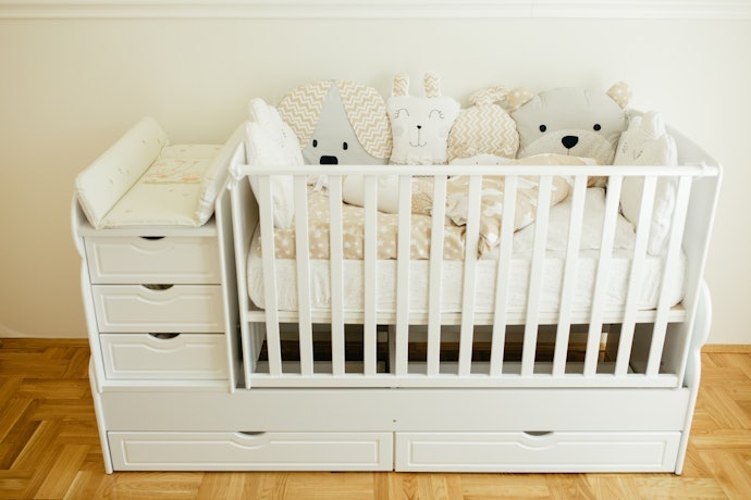 O Quarto do Bebê É Pequeno? Então, Prefira um Berço com Trocador