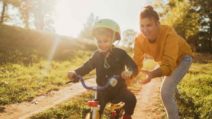 Para Incentivar o Exercício Físico, Escolha Patins, Bolas ou Camas Elásticas