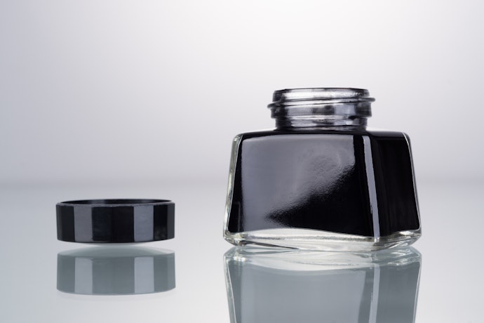 Confira a Quantidade de Tinta Nanquim Presente no Frasco