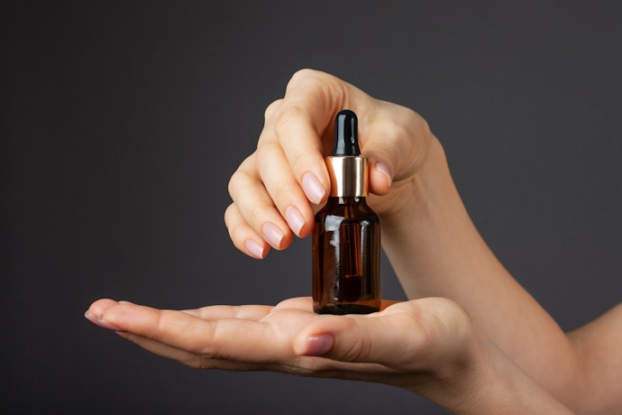 Quer Levar na Bolsa? Considere a Vitamina C com Hialurônico na Embalagem Menor