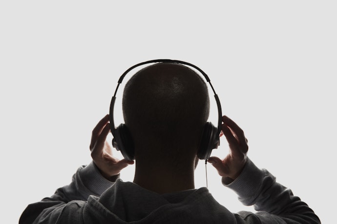 Prefira Fones com Controle de Vibração para Maior Definição de Som