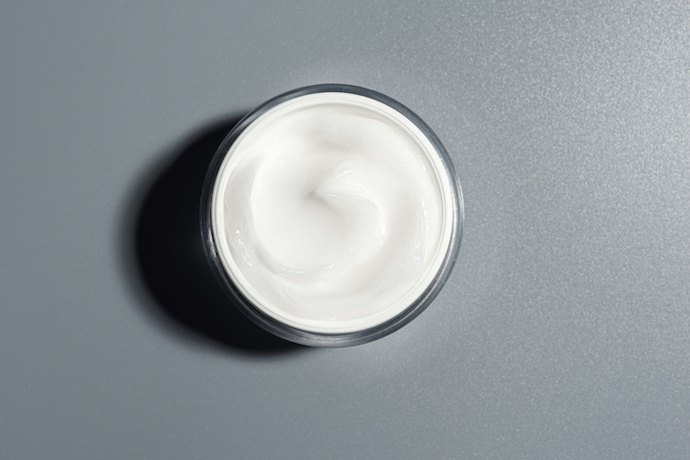 Se Busca uma Hidratação mais Eficiente, Prefira Antissinais com Textura em Creme mais Densa