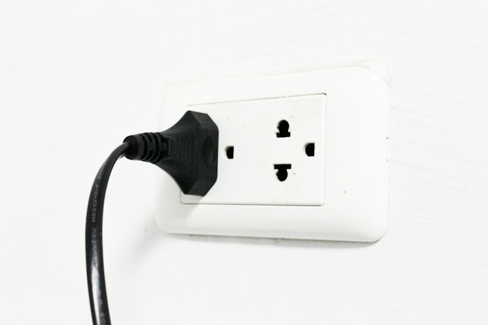 Fogões Portáteis Não São Bivolt, Verifique Se o Aparelho Escolhido É 127 ou 220 V