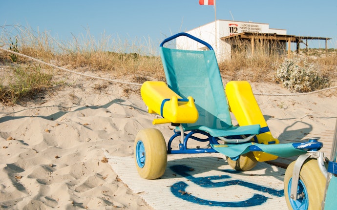 Vai Vistar o Mar? Escolha uma Cadeira de Rodas para Praia