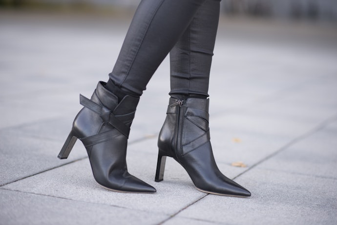 Escolha a Cor que Mais Combina com seus Looks. A Bota Feminina Preta é um Curinga!