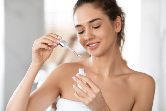 Se a Sua Pele É Sensível, Opte por um Sérum Vitamina C Derivada e Hipoalergênico
