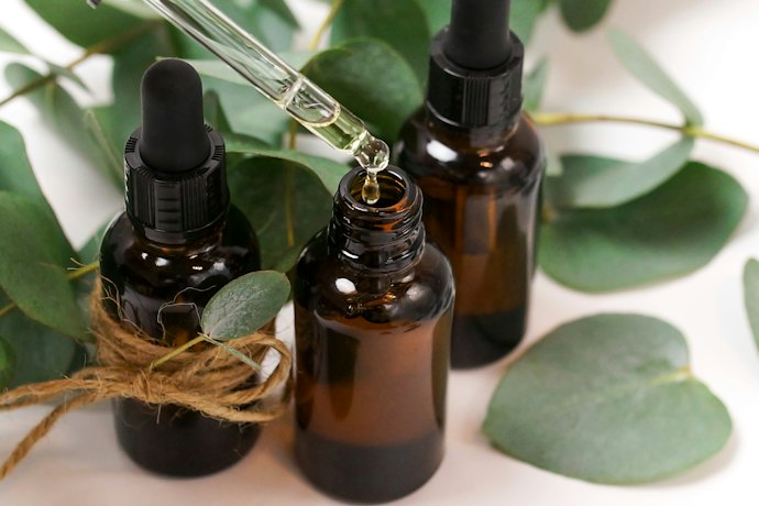 Prefira o Óleo de Jojoba Prensado a Frio, Ele Mantém as Propriedades Naturais
