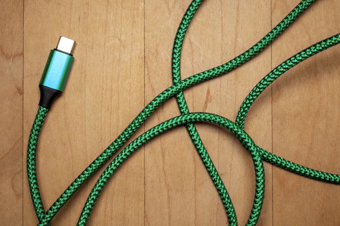 Precisa de um Cabo USB Tipo C Mais Resistente? Escolha Nylon Trançado