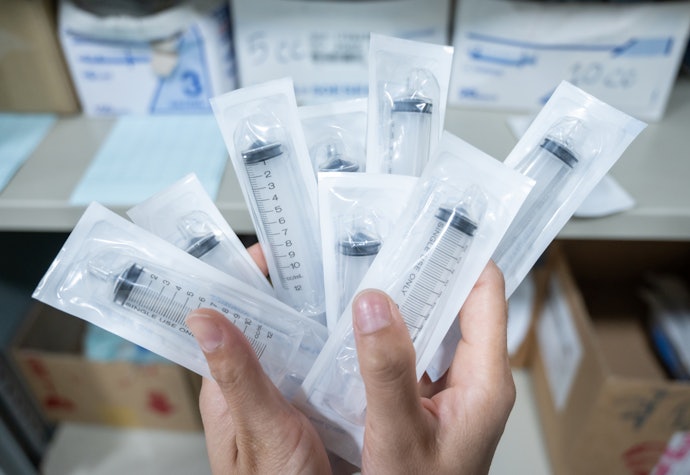 Para Usar por Mais Tempo, Prefira Kits com 4 Seringas para Lavagem Nasal Infantil