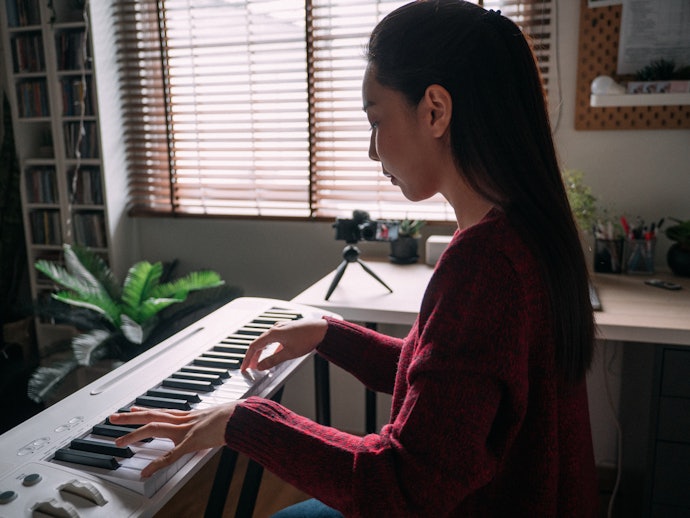 Verifique a Polifonia e Prefira um Piano com Mais de 150 Sons