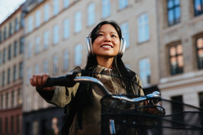 Para Atenuar Motores e Ruídos Constantes, Escolha Fones com ANC Híbrido ou Adaptativo