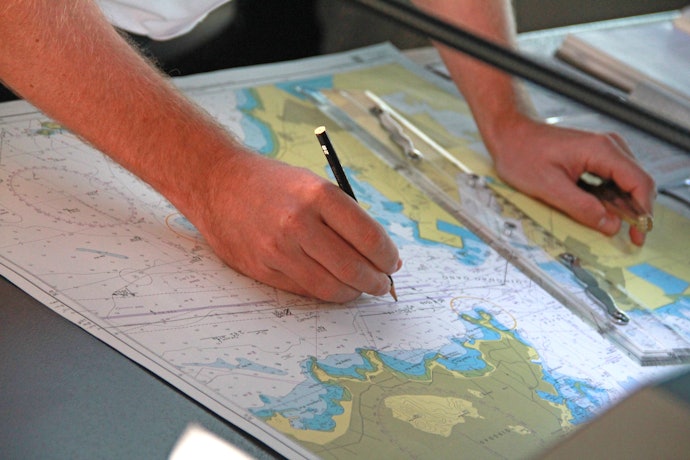 Para Maior Confiabilidade, Saiba Sobre os Autores dos Atlas Geográficos