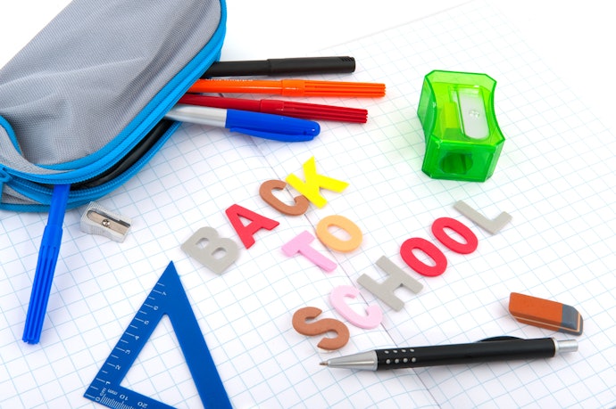 Estojos Escolares Estampados São Atrativos para Crianças