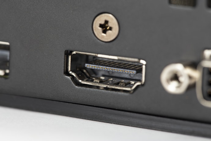 Escolha Modelos com Porta de Entrada HDMI para Conectar Consoles e PCs Atuais