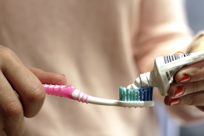 1 Embalagem de 50 g de Costuma Ser o Suficiente para o Tratamento da Gengivite