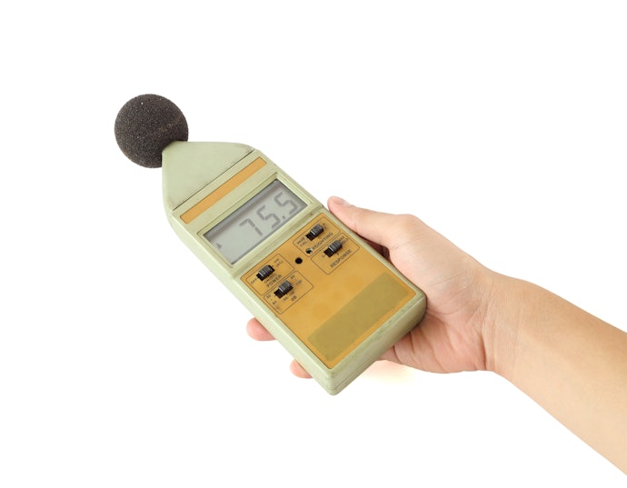 Prefira Decibelímetros Capazes de Medir de 30 a 130 dB ou de 35 a 135 dB