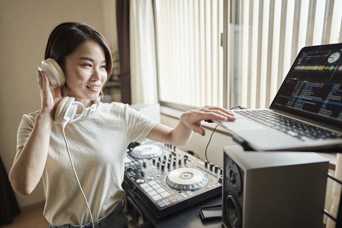Garanta uma Controladora DJ Compatível com o Seu Sistema Operacional