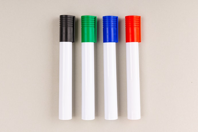 Caneta para Quadro Branco Avulsa ou Kit? Escolha de Acordo com Sua Rotina