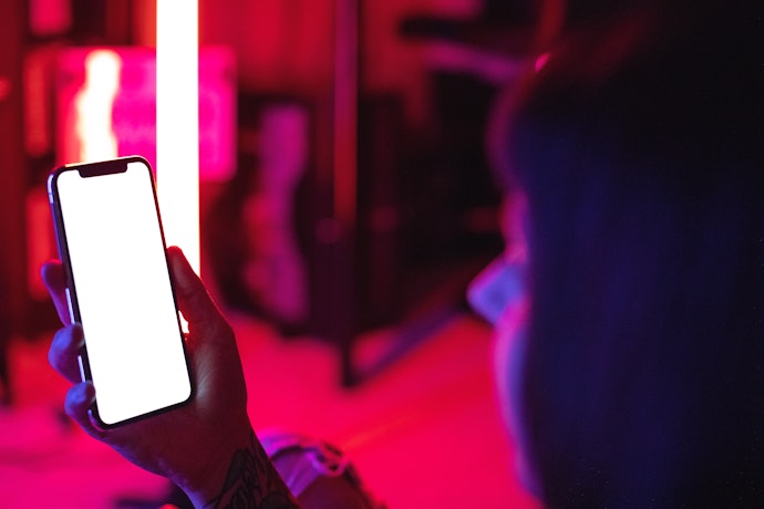 Funções de Conectividade com Smartphones ou Tablets Melhoram a Experiência