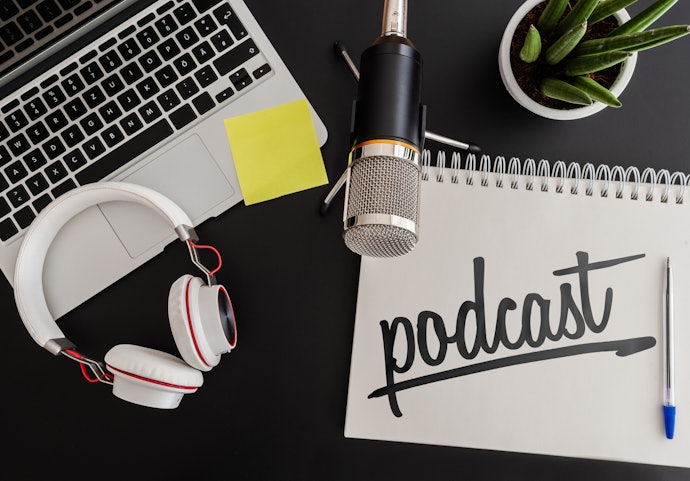 Microfone para Podcast com Recursos Como Filtro Pop Interno Oferece Vantagens