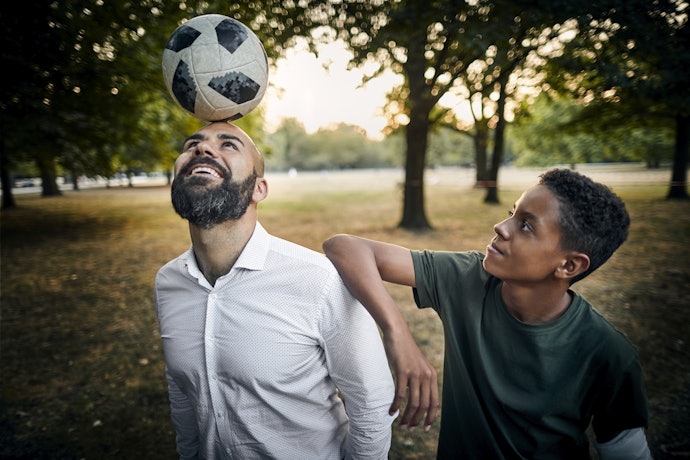 Para que a Bola Resista a Muitos Jogos, Escolha Bons Materiais, como o PU
