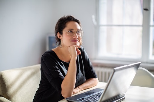Escolha um Site com Categorias Variadas de Perguntas e Respostas