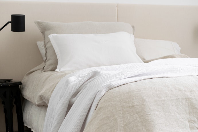 Quer Maciez de Cama de Hotel? Escolha Pillow Top Casal com Gramatura Acima de 1000 g/m²