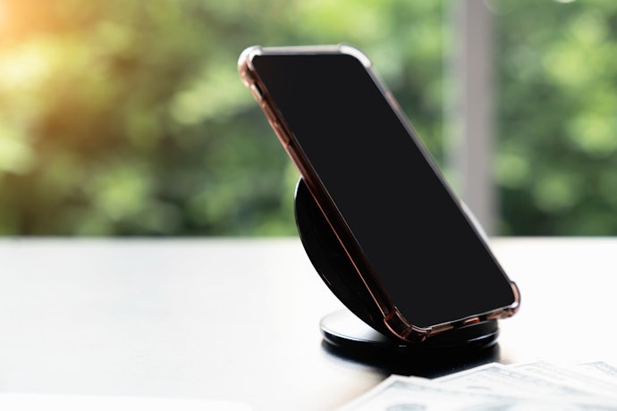 Explore os Recursos Extras Mais Interessantes das Melhores Capinhas de iPhone 12