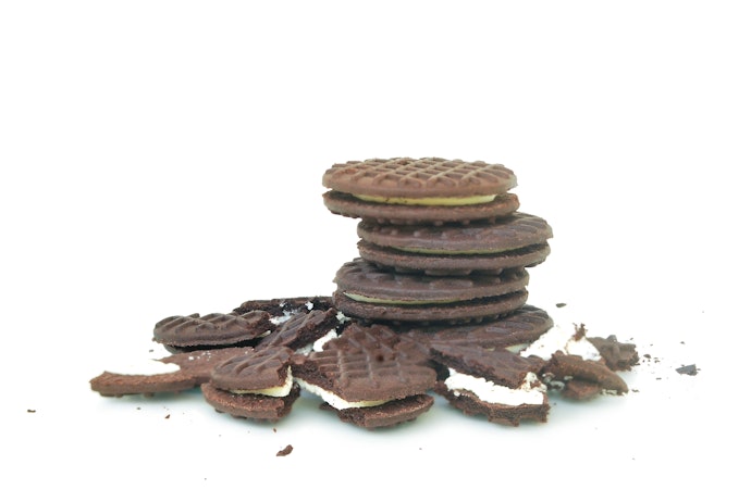 Observe o Peso Líquido do Pacote de Biscoito de Chocolate