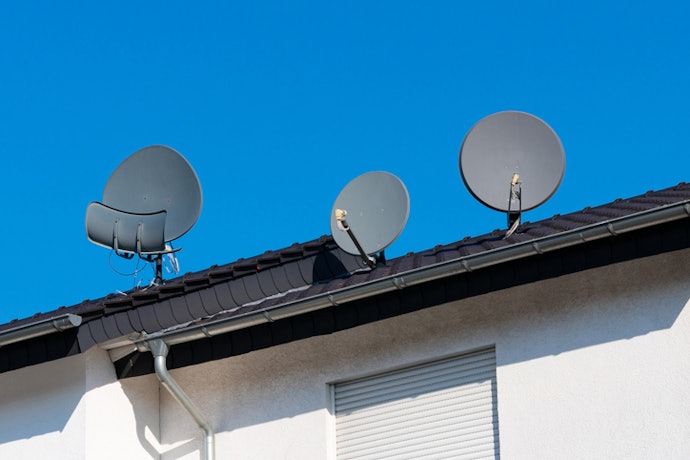 Para Captar Sinal de TV Digital, Escolha uma Antena Parabólica com LNBF de Banda KU
