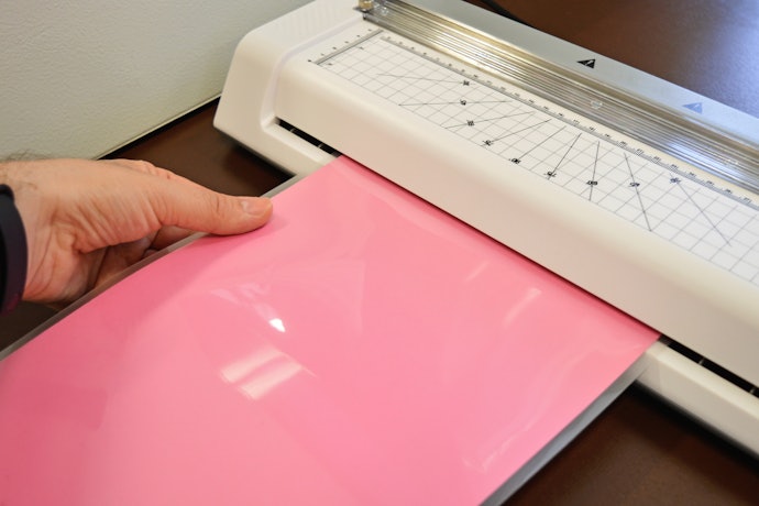 Para Materiais Variados, Escolha Plastificadora com Modos Quente e Frio e Temperatura Ajustável
