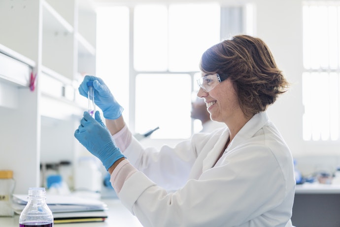 Cosméticos Testados Dermatologicamente e Hipoalergênicos Podem Evitar Reações na Pele