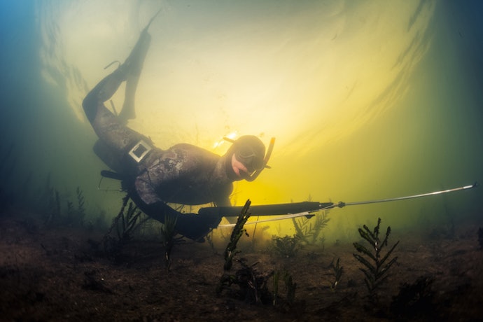 Para Mergulho Livre, Pesca Submarina e Scuba, Prefira Lentes Únicas e com Baixo Volume Interno