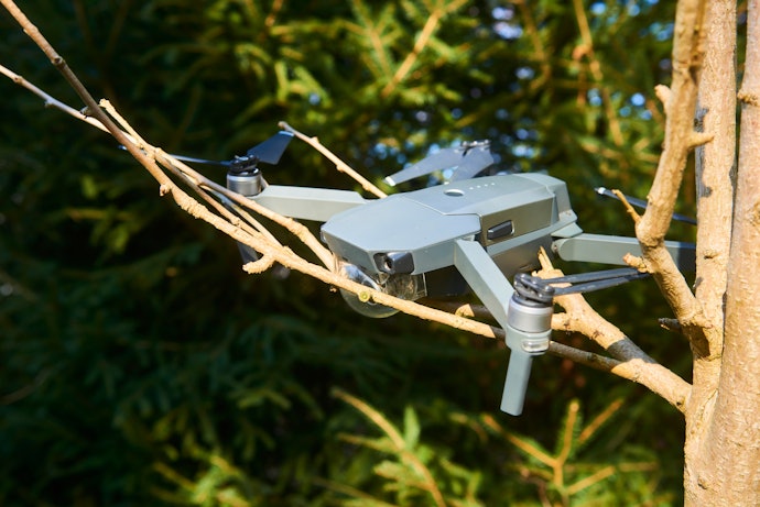Para Evitar Acidentes, Opte por Drones com Sensores Anticolisão em 3 Direções ou Mais
