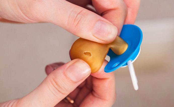 Para Não Rasgar e Soltar Pedaços, Opte por Chupeta Ortodôntica de Silicone de Grau Alimentício