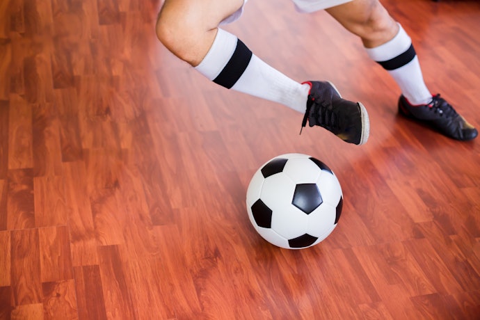 Para Melhor Amortecimento, Veja se a Chuteira de Futsal Tem Entressola com Espuma
