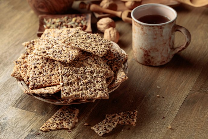 Prefira Biscoitos com Mais de 50% de Farinha Integral