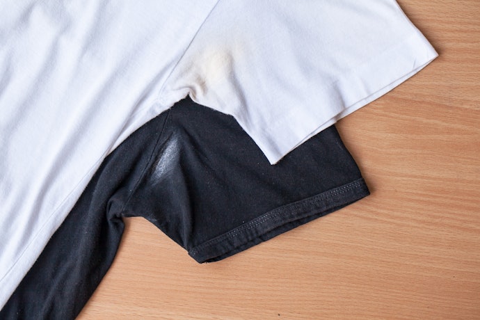 Para Não Manchar Suas Camisas, Prefira Desodorantes Aerossol Antimanchas