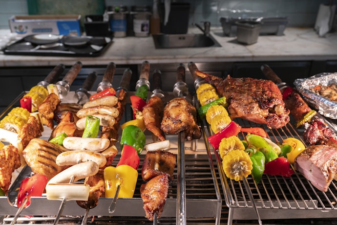 Kits de Espetos para Churrasco São Ideais para Fazer Assados para Várias Pessoas