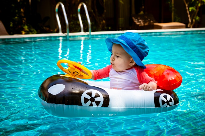 Confira o Tamanho da Boia para Ter Maior Conforto na Piscina