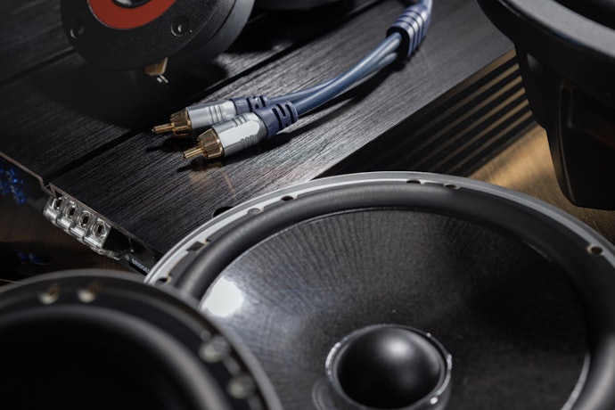 Busca Alta Qualidade de Som e Tem Alto-Falante Instalado? Som Automotivo 50 W x 4 RMS