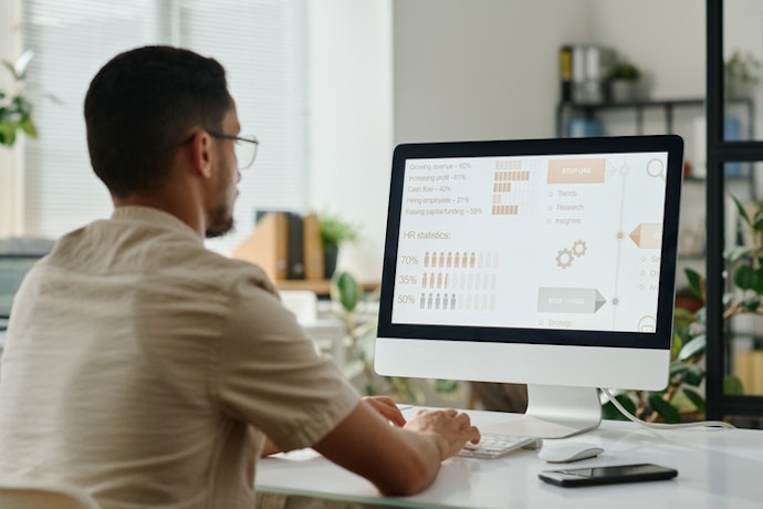 Se Prioriza Maior Tamanho Aparente do Texto em Documentos, Prefira um Monitor 4K de 27" ou 32"
