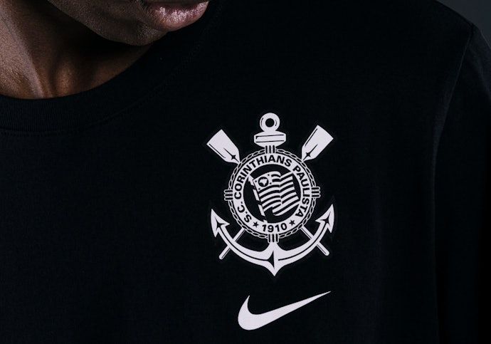 Para uma Camisa do Corinthians Original e Acabamento Padrão de Fábrica, Prefira as Licenciadas