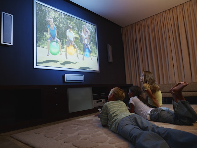 Para Assistir Filmes, Prefira os Home Theaters com Leitor Blu-ray e Recurso Smart