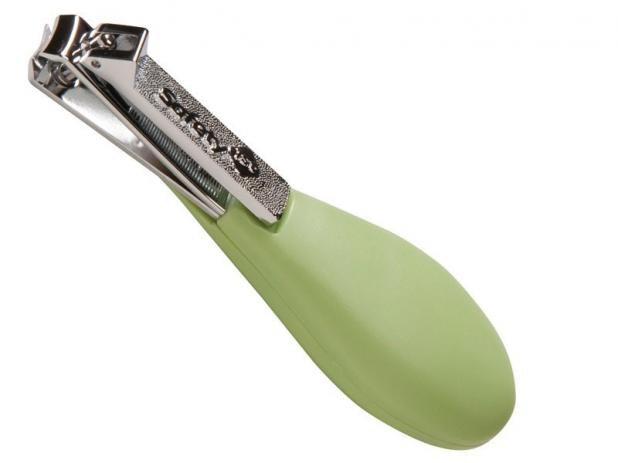Prefira Lâminas Retas para Cortar Unhas Encravadas e Curvas para Unhas Delicadas