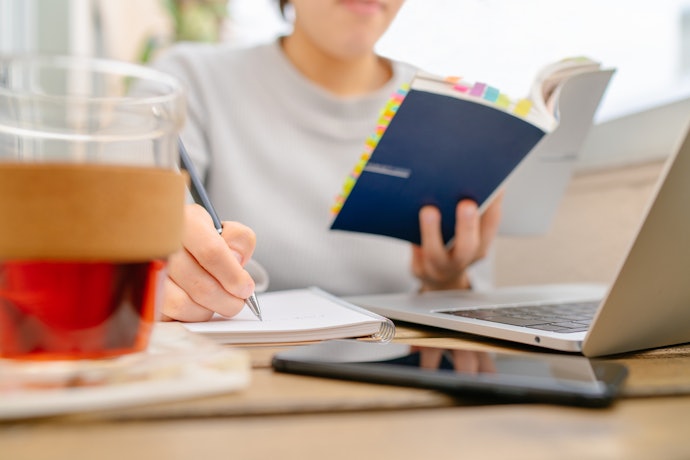 Para Fixar os Conceitos, Prefira Gramáticas de Inglês que Tenham Exercícios