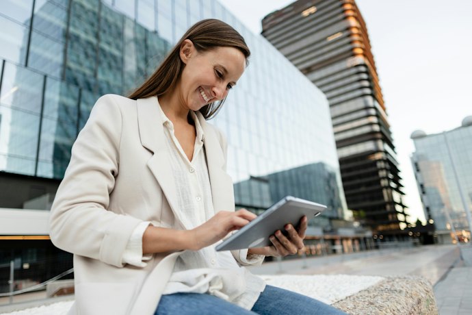 Passa Muito Tempo Fora de Casa? Opte por Tablets Custo-Benefício com 4G