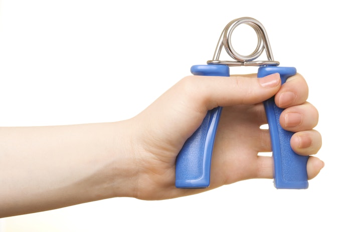 Hand Grips com Empunhaduras de Plástico ou Borracha São Mais Resistentes