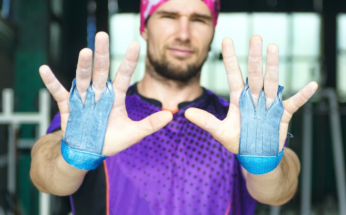 Escolha entre Luvas para Crossfit Grip ou Meio Dedo